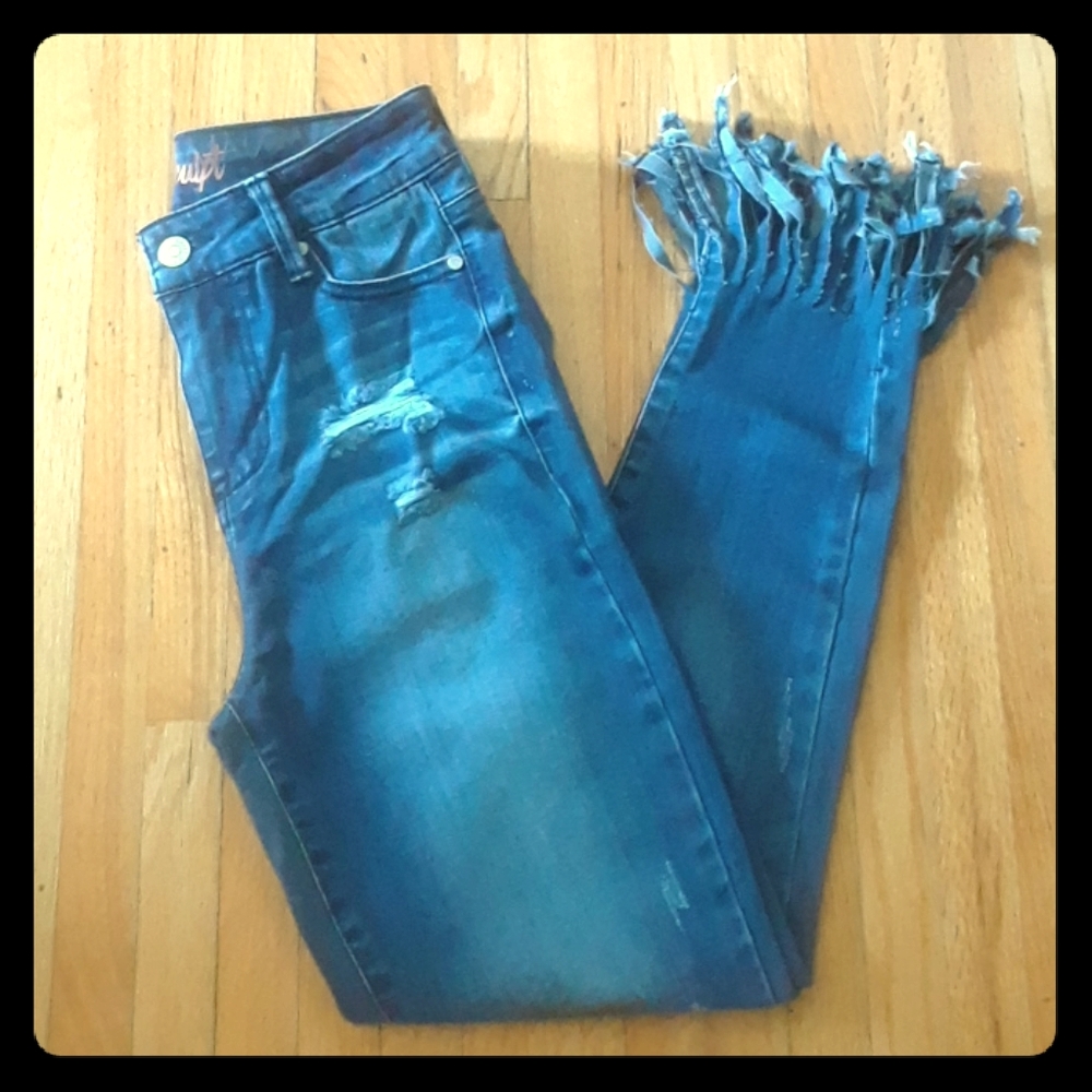 NWOT Celebrity Pink Body Sculpt Jeggings